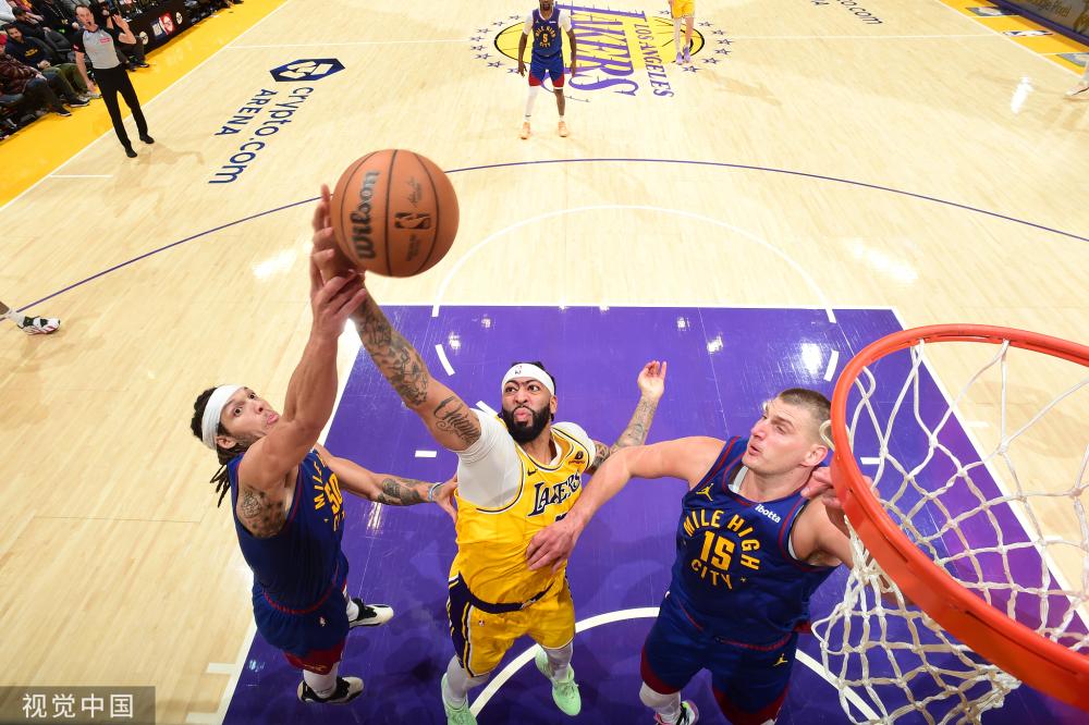 依旧充满火 依旧充满火