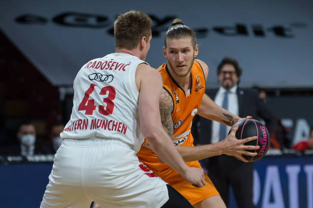 强劲的起步 强劲的起步