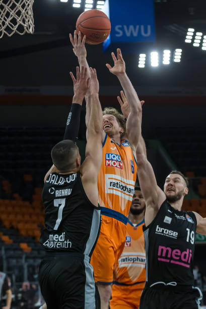 随着数据分 随着数据分